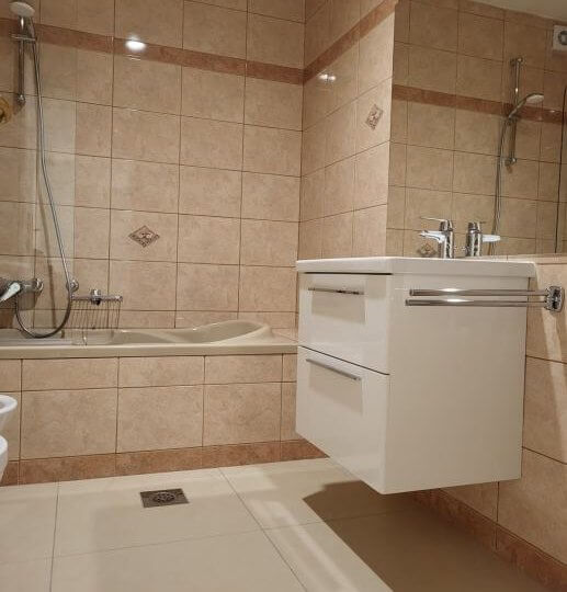 Četverosobni stan, Zagreb, Pantovčak, 120 m2, najam